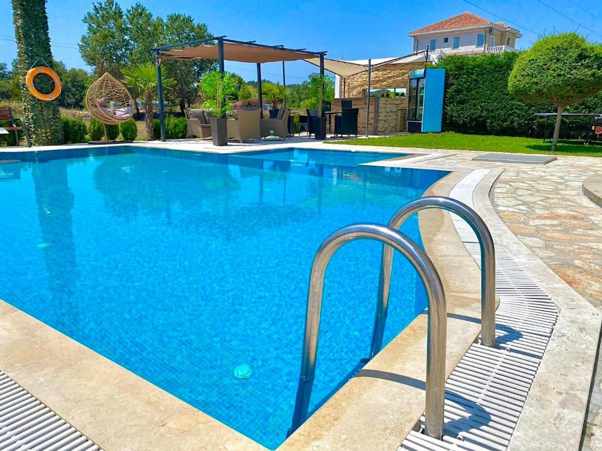 Apartments Lj Улцинь Екстер'єр фото