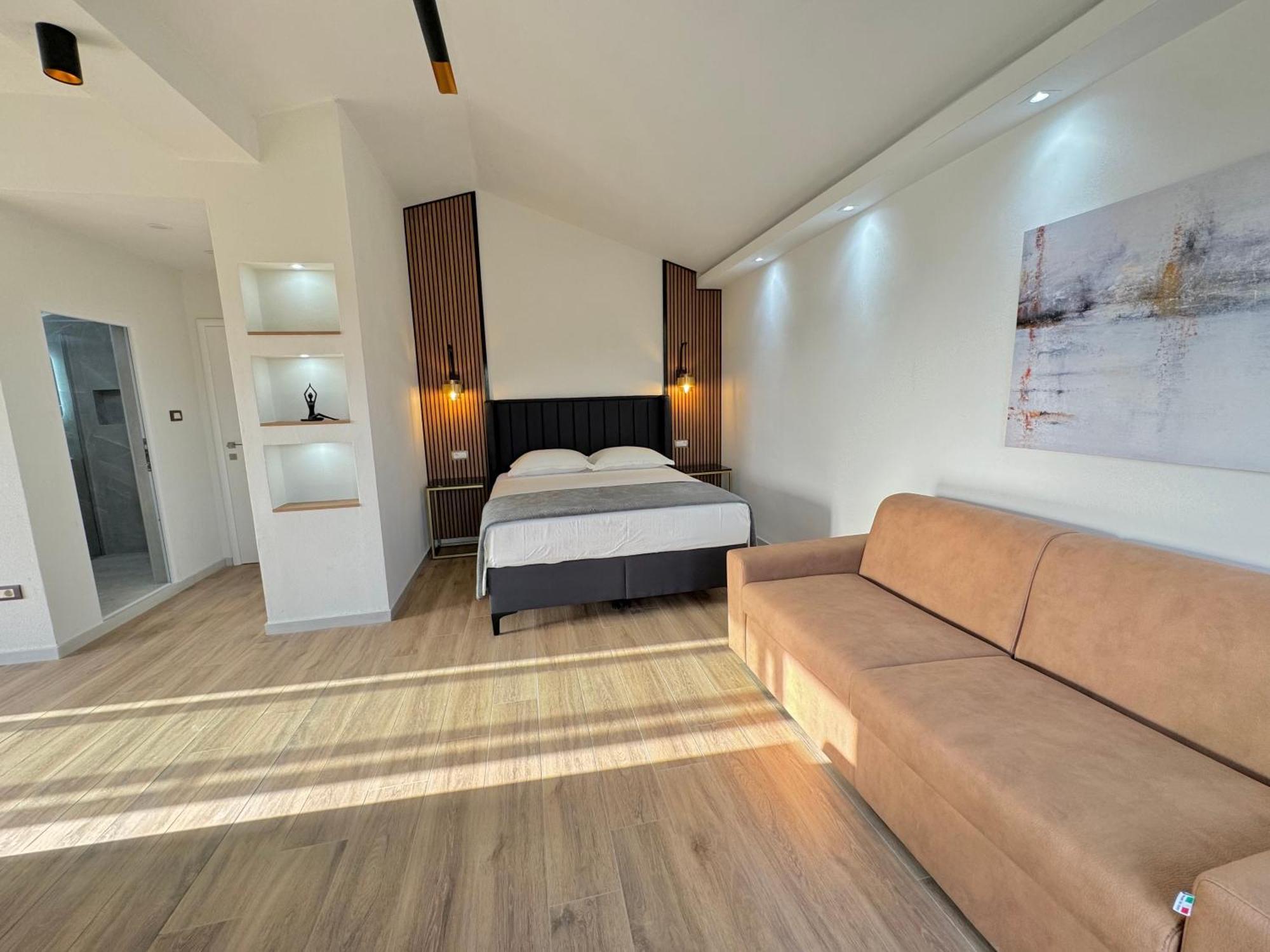 Apartments Lj Улцинь Екстер'єр фото