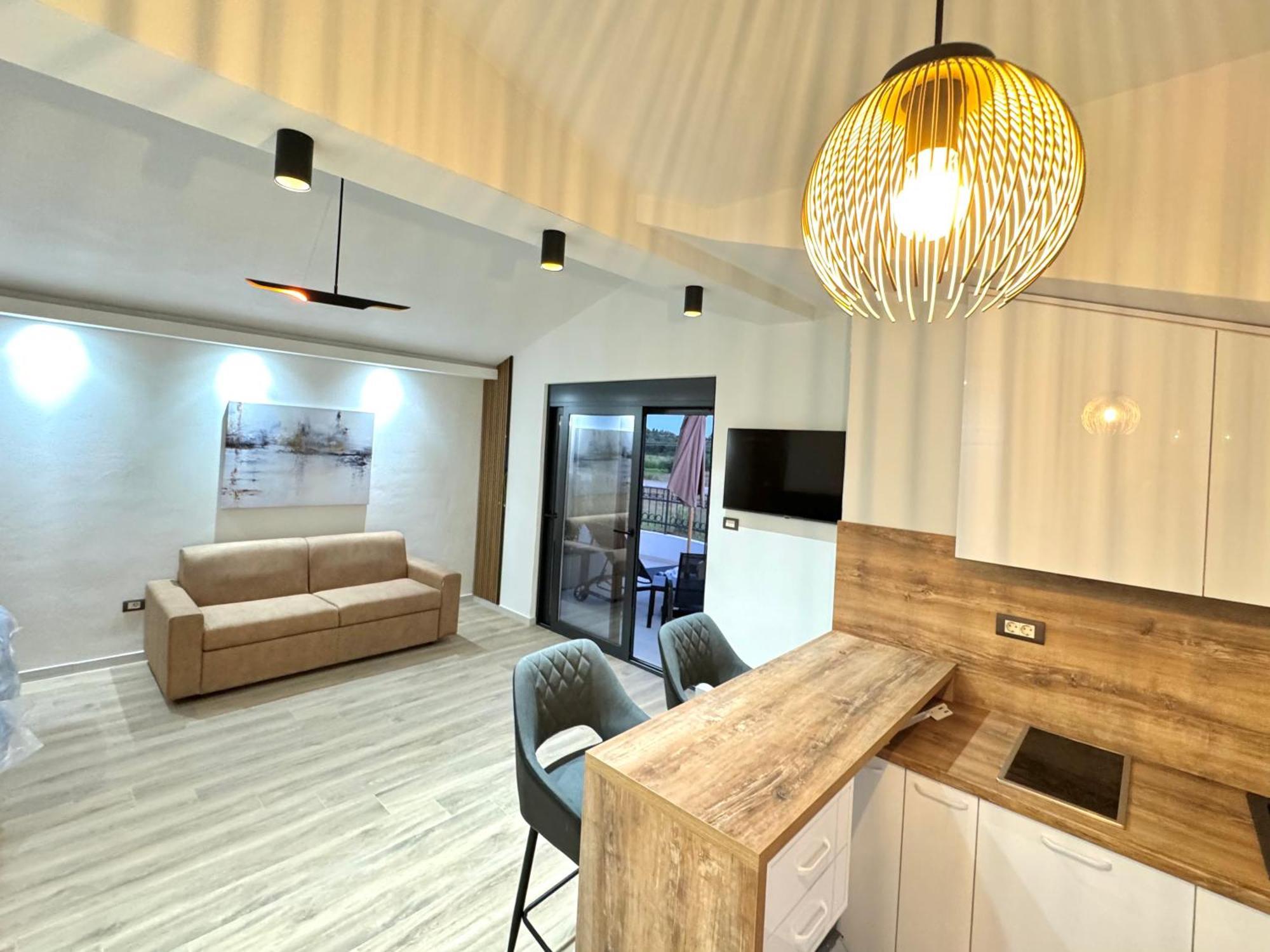 Apartments Lj Улцинь Екстер'єр фото
