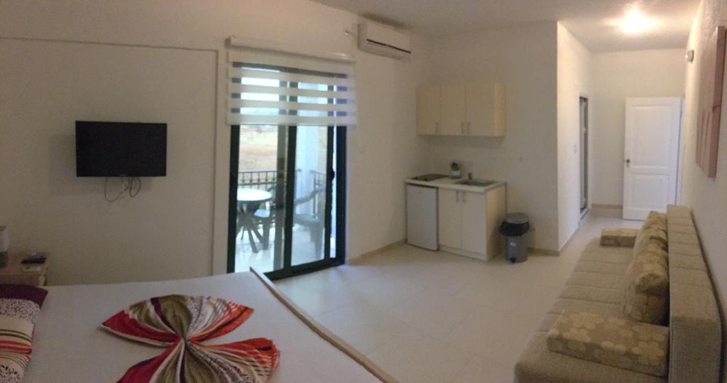 Apartments Lj Улцинь Екстер'єр фото